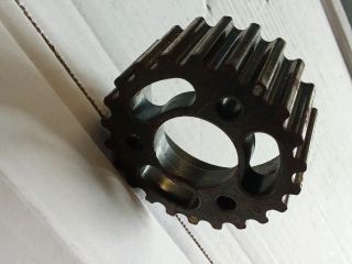 bontott VW PASSAT B6 Adagoló Bordáskerék / Lánckerék