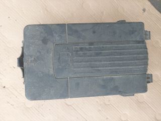 bontott VW PASSAT B6 Akkumulátor Fedél