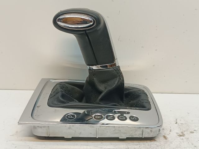 bontott VW PASSAT B6 Automata Váltókar