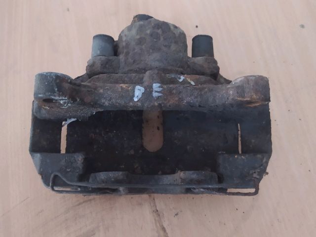 bontott VW PASSAT B6 Bal első Fékkengyel