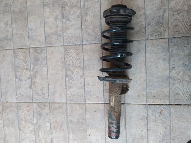 bontott VW PASSAT B6 Bal első Gólyaláb (Lengécsillapító, Rugó)