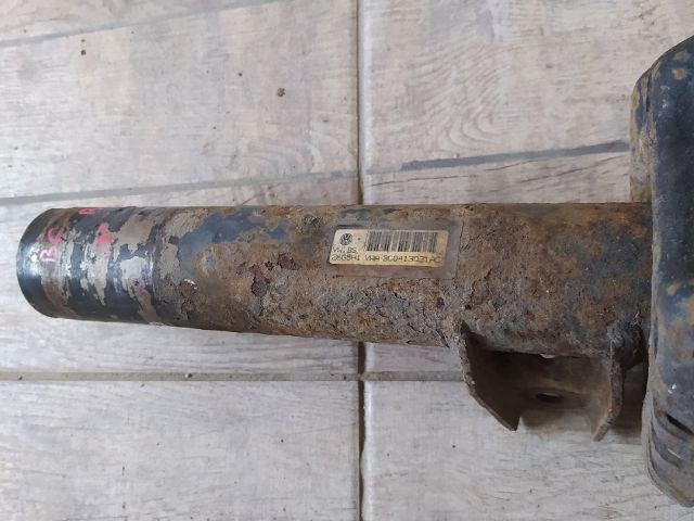 bontott VW PASSAT B6 Bal első Gólyaláb (Lengécsillapító, Rugó)