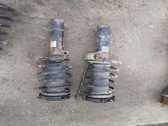 bontott VW PASSAT B6 Bal első Gólyaláb (Lengécsillapító, Rugó)