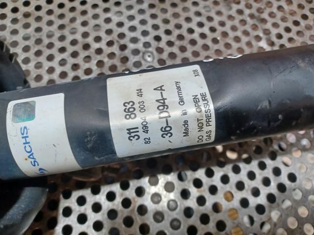 bontott VW PASSAT B6 Bal első Lengéscsillapító