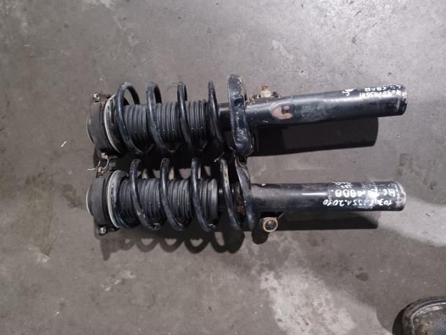 bontott VW PASSAT B6 Bal első Lengéscsillapító