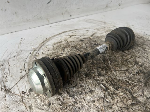 bontott VW PASSAT B6 Bal Féltengely