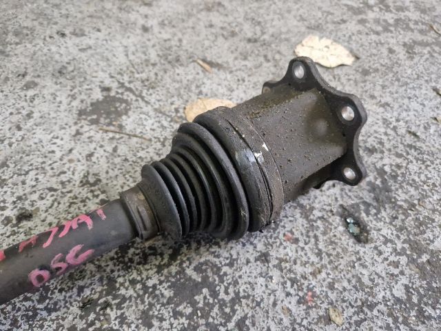 bontott VW PASSAT B6 Bal Féltengely