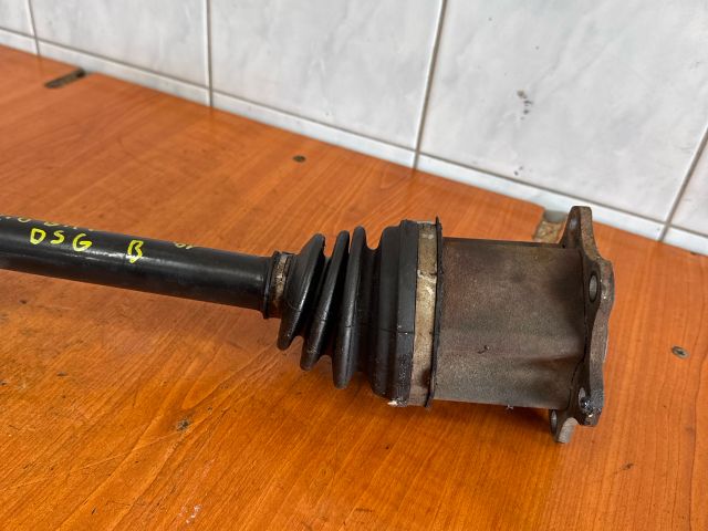 bontott VW PASSAT B6 Bal Féltengely