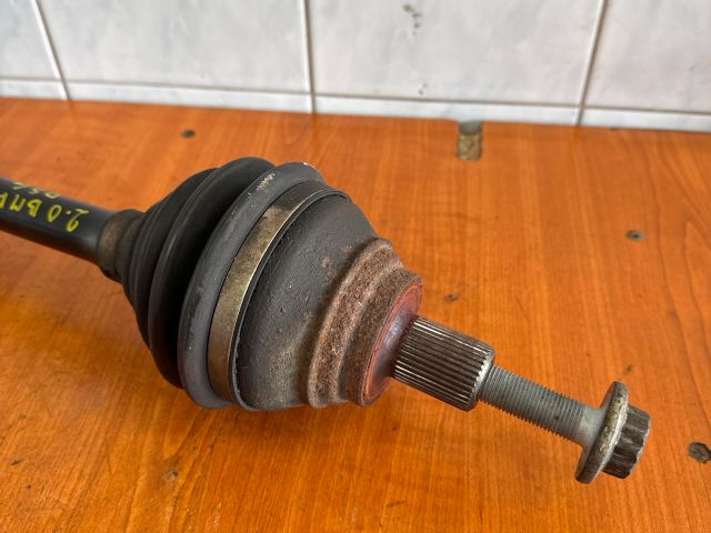 bontott VW PASSAT B6 Bal Féltengely