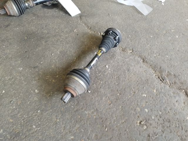 bontott VW PASSAT B6 Bal Féltengely