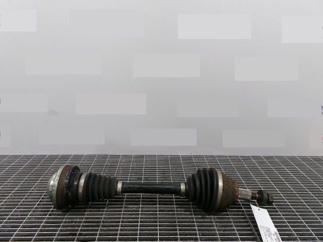 bontott VW PASSAT B6 Bal Féltengely