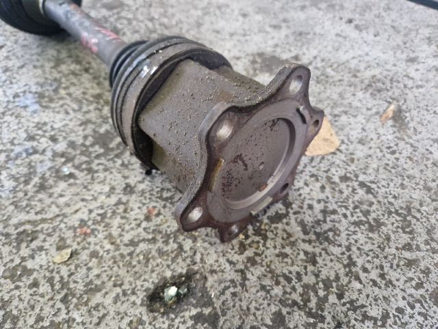 bontott VW PASSAT B6 Bal Féltengely