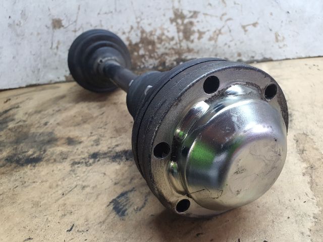 bontott VW PASSAT B6 Bal Féltengely