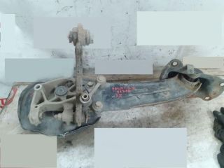 bontott VW PASSAT B6 Bal hátsó Csonkállvány