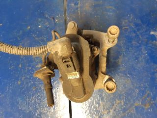 bontott VW PASSAT B6 Bal hátsó Féknyereg Munkahengerrel