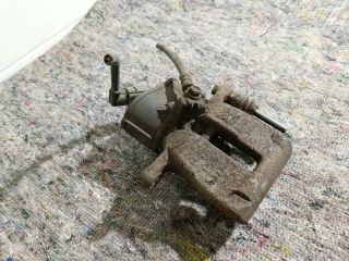 bontott VW PASSAT B6 Bal hátsó Féknyereg Munkahengerrel