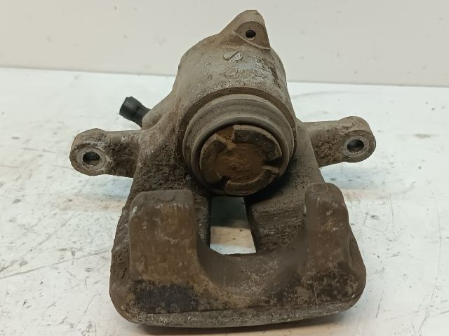 bontott VW PASSAT B6 Bal hátsó Féknyereg Munkahengerrel