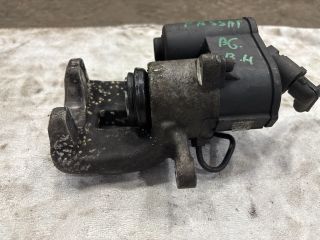 bontott VW PASSAT B6 Bal hátsó Féknyereg Munkahengerrel