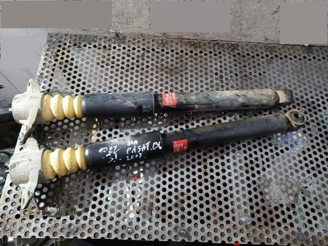 bontott VW PASSAT B6 Bal hátsó Lengéscsillapító