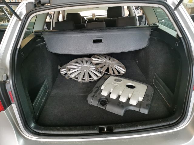bontott VW PASSAT B6 Bal hátsó Lengéscsillapító