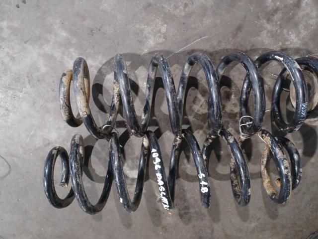 bontott VW PASSAT B6 Bal hátsó Rugó