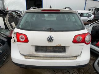 bontott VW PASSAT B6 Bal hátsó Rugó