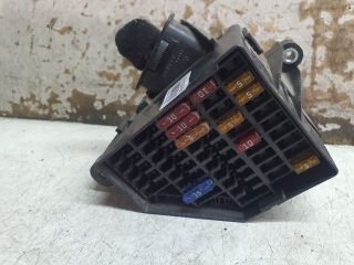 bontott VW PASSAT B6 Biztosítéktábla Motortér