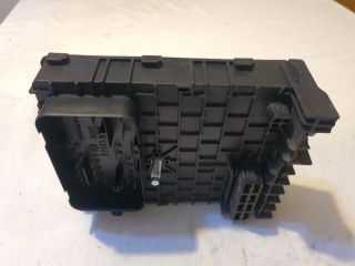 bontott VW PASSAT B6 Biztosítéktábla Motortér
