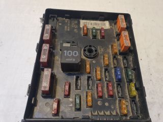 bontott VW PASSAT B6 Biztosítéktábla Motortér