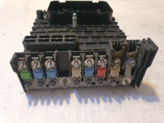 bontott VW PASSAT B6 Biztosítéktábla Motortér