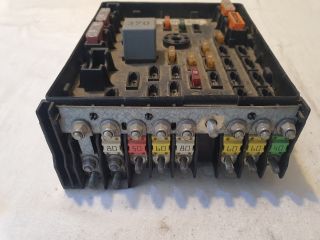 bontott VW PASSAT B6 Biztosítéktábla Motortér