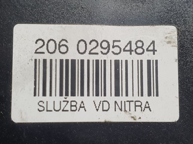 bontott VW PASSAT B6 Biztosítéktábla Motortér