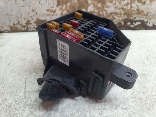 bontott VW PASSAT B6 Biztosítéktábla Motortér