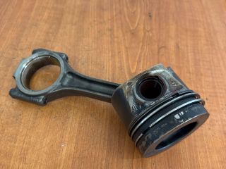 bontott VW PASSAT B6 Dugattyú és Hajtókar