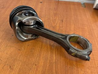 bontott VW PASSAT B6 Dugattyú és Hajtókar