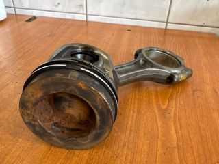 bontott VW PASSAT B6 Dugattyú és Hajtókar