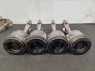 bontott VW PASSAT B6 Dugattyú