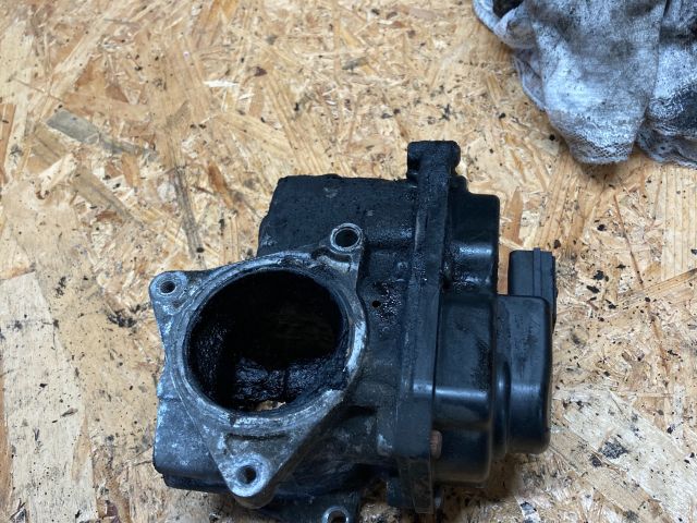 bontott VW PASSAT B6 EGR / AGR Szelep