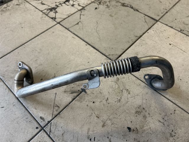 bontott VW PASSAT B6 EGR Hűtő Cső