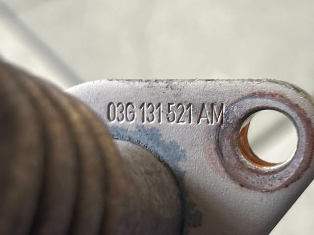 bontott VW PASSAT B6 EGR Hűtő Cső