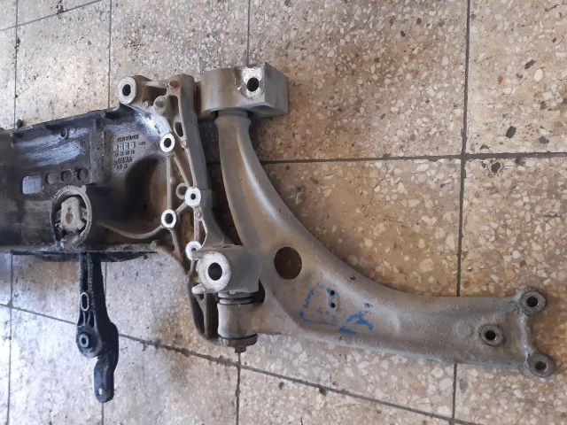 bontott VW PASSAT B6 Első Bölcső