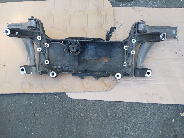 bontott VW PASSAT B6 Első Bölcső