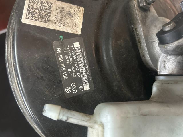 bontott VW PASSAT B6 Fékrásegítő