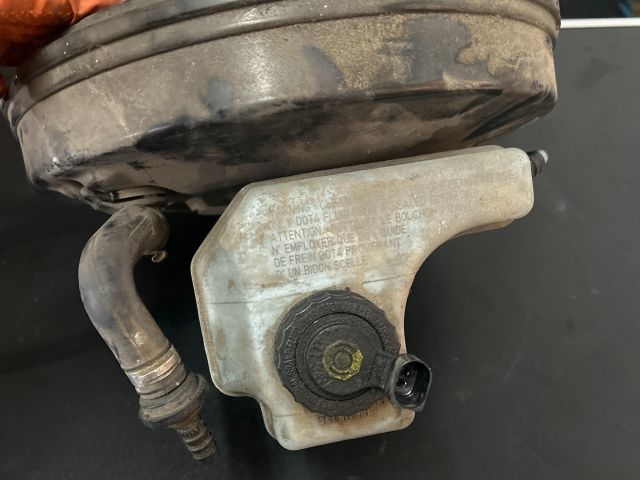 bontott VW PASSAT B6 Fékrásegítő