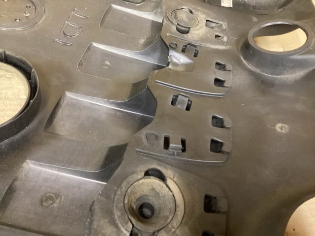 bontott VW PASSAT B6 Felső Motorburkolat