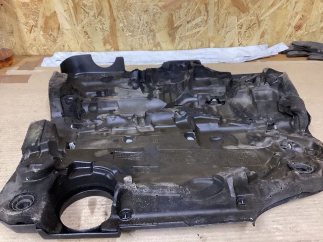 bontott VW PASSAT B6 Felső Motorburkolat