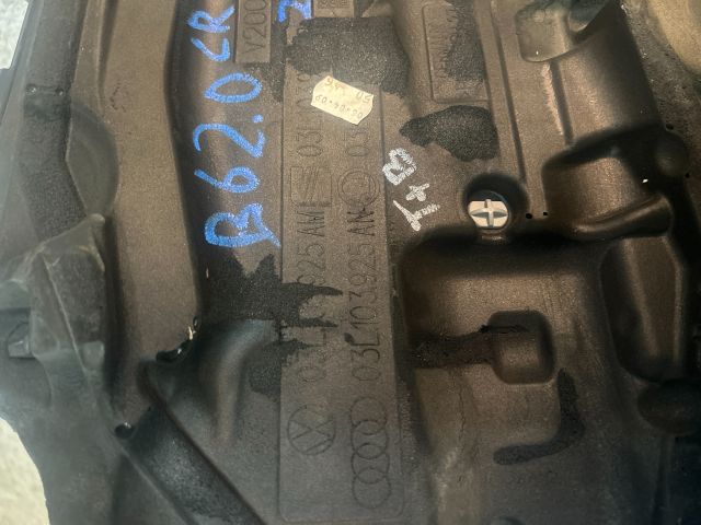 bontott VW PASSAT B6 Felső Motorburkolat