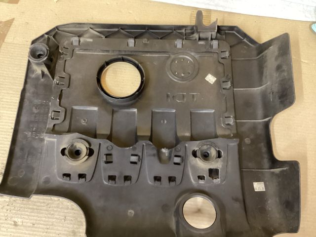 bontott VW PASSAT B6 Felső Motorburkolat