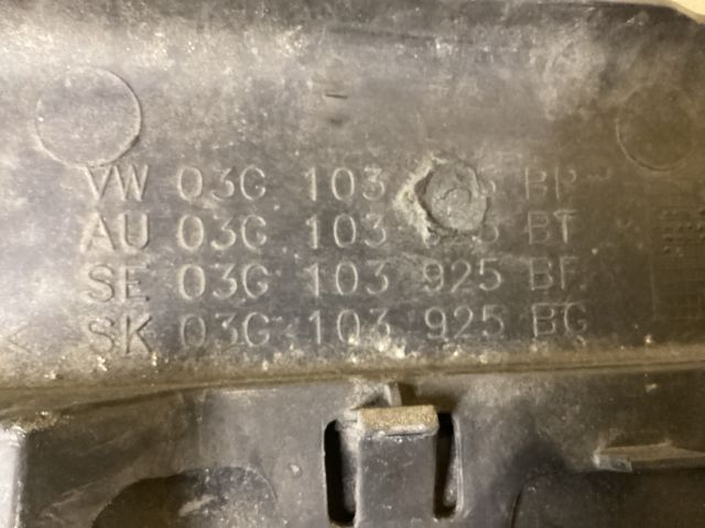 bontott VW PASSAT B6 Felső Motorburkolat