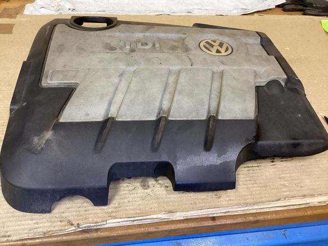 bontott VW PASSAT B6 Felső Motorburkolat